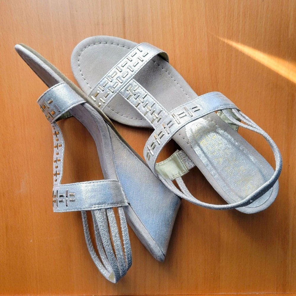 Shimmering New York sandals sz 10W